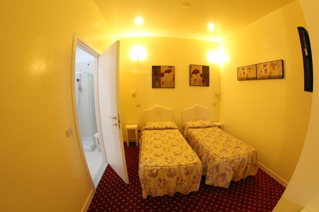 Hotel Europa Fiera Rho Zimmer foto